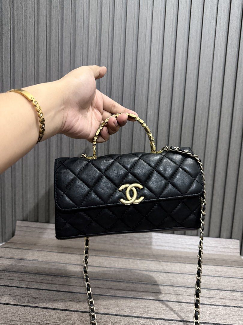 Chanel Quilted (Category: Luxury Bags & Wallets) located in Cavite. Submitted by aiznpreluvv (Listing ID 1466578764, Image 2). Description: .