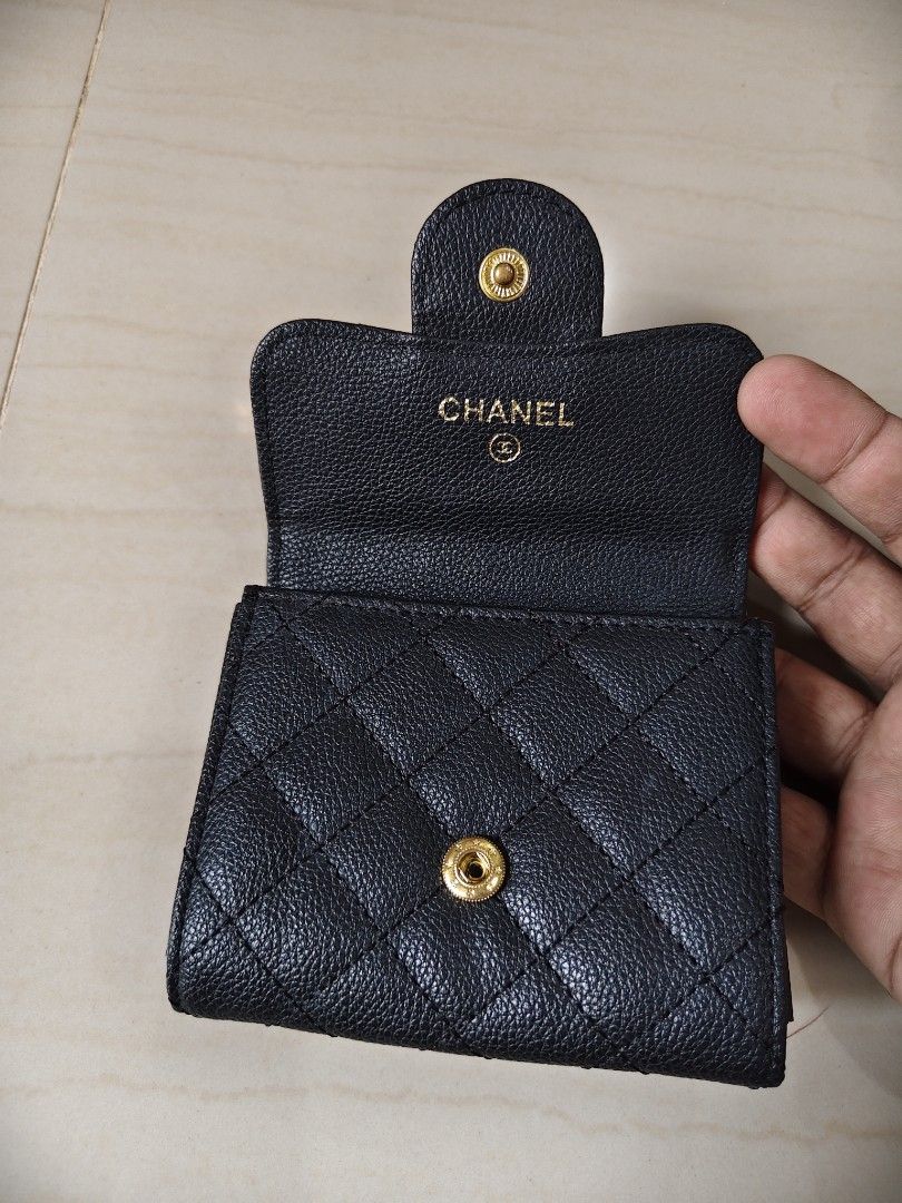 Chanel Quilted Coin Purse Wallet (Category: Purses & Pouches) located in Iloilo. Submitted by branded-boy0422_16 (Listing ID 1466564557, Image 3). Description: Good as new No issue All Details posted Ganda nito.