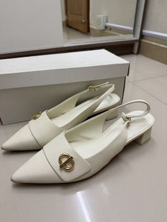 （分類：）位於 。 由 aanaraii 提交（商品編號 1466660782，圖片 1）。簡介： 。