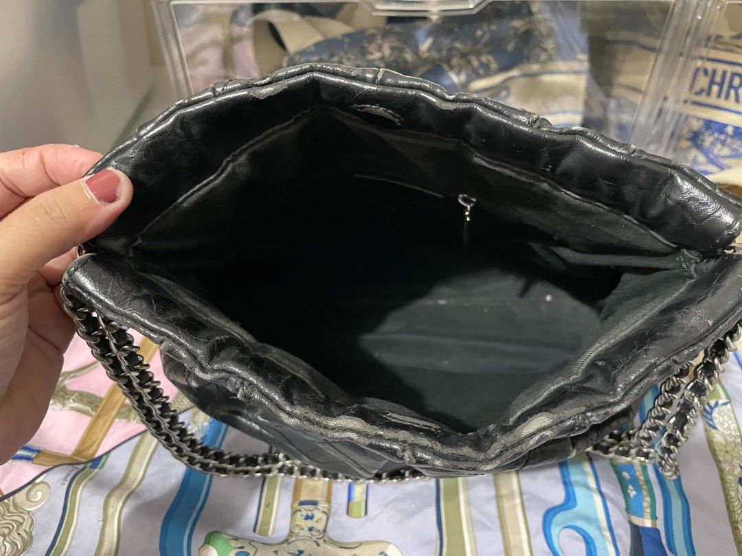 Charles and Keith Double Chain Hobo Bag (Category: Shoulder Bags) located in Cavite. Submitted by lysagaoinit (Listing ID 1466567485, Image 2). Description: -Charles and Keith Double Chain Hobo Bag -Black -Heavily signes of used but still not visible at far -Dust Bag and Extra Chain -Bought from Charles and Keith Greenbelt 1 -Brand New Price 5,999 -Payment via Gcash/Maya/Bank -Delivery via Lalamove (to be shouldered by customer) or J&T (free deli
