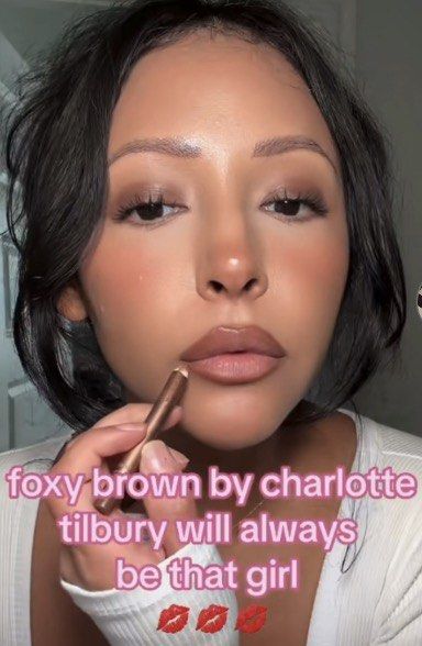 Charlotte Tilbury lip cheat Foxy Brown (Category: Makeup) located in Paranaque City. Submitted by veibi3 (Listing ID 1466742832, Image 1). Description: 6 inches left Used max of 2x only Waterproof and smudgeproof.