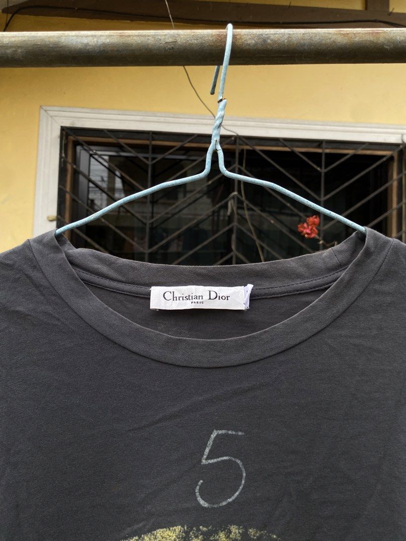 CHRISTIAN DIOR (Category: Tshirts & Polo Shirts ) located in Cotabato. Submitted by chaowie (Listing ID 1466666307, Image 2). Description: May Butas sa top pero naging design din butas nya 😓😭 Negotiable price declared as off dw .