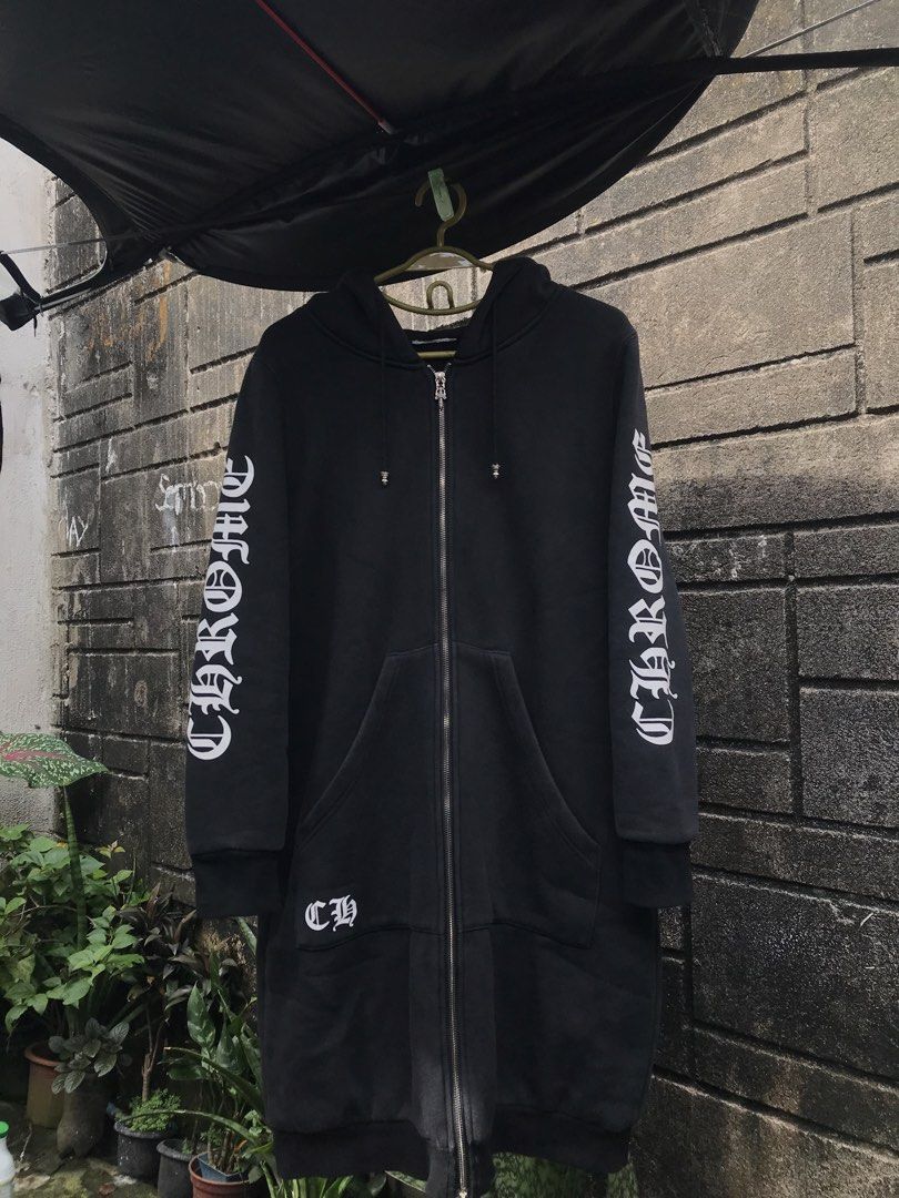 Chrome Hearts (Category: Luxury Apparel) located in Iriga City. Submitted by thrift_dshph (Listing ID 1466577086, Image 2). Description: Chrome Heart Hoodie Size: L (22x37) Colorate: 9.2/10 Issue: cut tags in good condition .