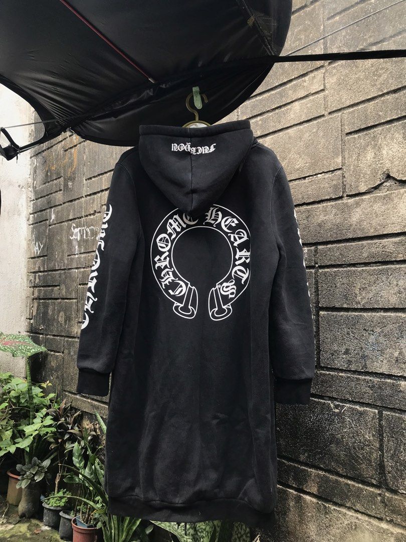 Chrome Hearts (Category: Luxury Apparel) located in Iriga City. Submitted by thrift_dshph (Listing ID 1466577086, Image 3). Description: Chrome Heart Hoodie Size: L (22x37) Colorate: 9.2/10 Issue: cut tags in good condition .