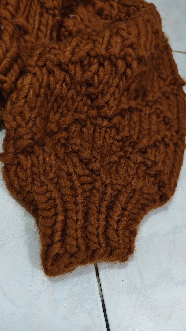 Chunky Knit Cropped Turtleneck Sweater Rust Orange (Category: Coats, Jackets and Outerwear) located in Rodriguez. Submitted by bygollyfinds (Listing ID 1466565117, Image 3). Description: GREAT FOR WINTER/COLD SEASON Great for small-medium ________ - Color: Rich rust orange - Style: Chunky knit, mock turtleneck, cropped length - Details: Voluminous balloon sleeves, all-over diamond textured pattern, ribbed cuffs and hem - Material: Heavy, warm, an
