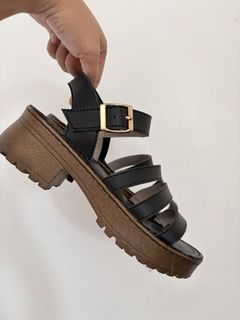 (Category: ) located in . Submitted by closetfinds_ph_952 (Listing ID 1466599626, Image 1). Description: .