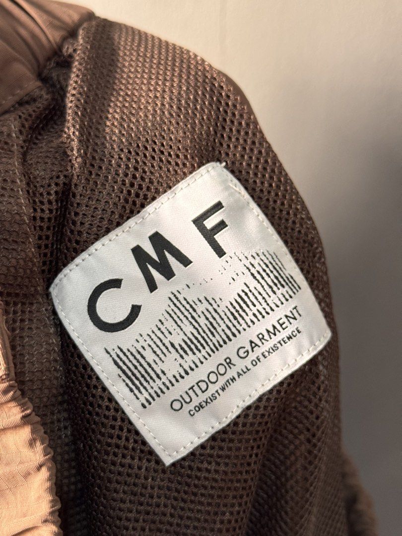 CMF comfy Outdoor Garments - Cargo pants (Category: Activewear) located in Cabuyao City. Submitted by _streetflavor (Listing ID 1466618261, Image 3). Description: CMF comfy Outdoor Garments - Cargo pants Excellent Size: Large on tag Waist: 30-32 Length: 40 Leg open: 8.5 -1,480 pesos Dm.