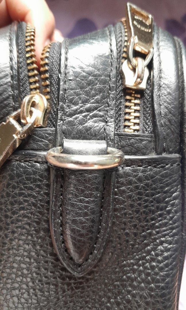 Coach (Category: Luxury Bags & Wallets) located in Manila. Submitted by furmom23 (Listing ID 1466581852, Image 3). Description: COACH Black Pebbled Leather Double Zip Crossbody Bag - Style No. L1372-F39856 📍 Manila 💰 PM for price - negotiable for sure buyer 🚚 Can ship via J&T / LBC / Meet-up *Details:* Model: L1372-F39856 Color: Black Material: Pebbled Leather / Fabric Lining Closure: Double zip Features: 2 main compartments, interior creed pa