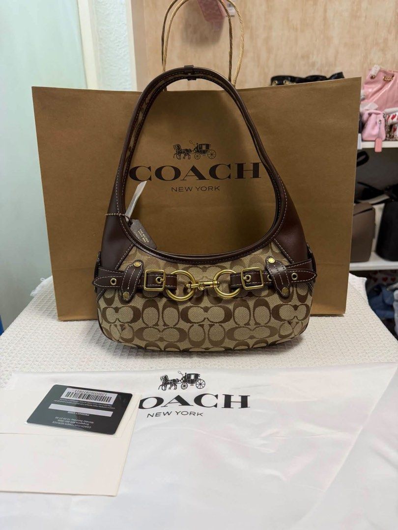 Coach Belted Ergo (Category: Shoulder Bags) located in Binan City. Submitted by pinkykeenshop (Listing ID 1466765727, Image 1). Description: .
