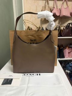 (Category: ) located in . Submitted by pinkykeenshop (Listing ID 1466765438, Image 1). Description: .