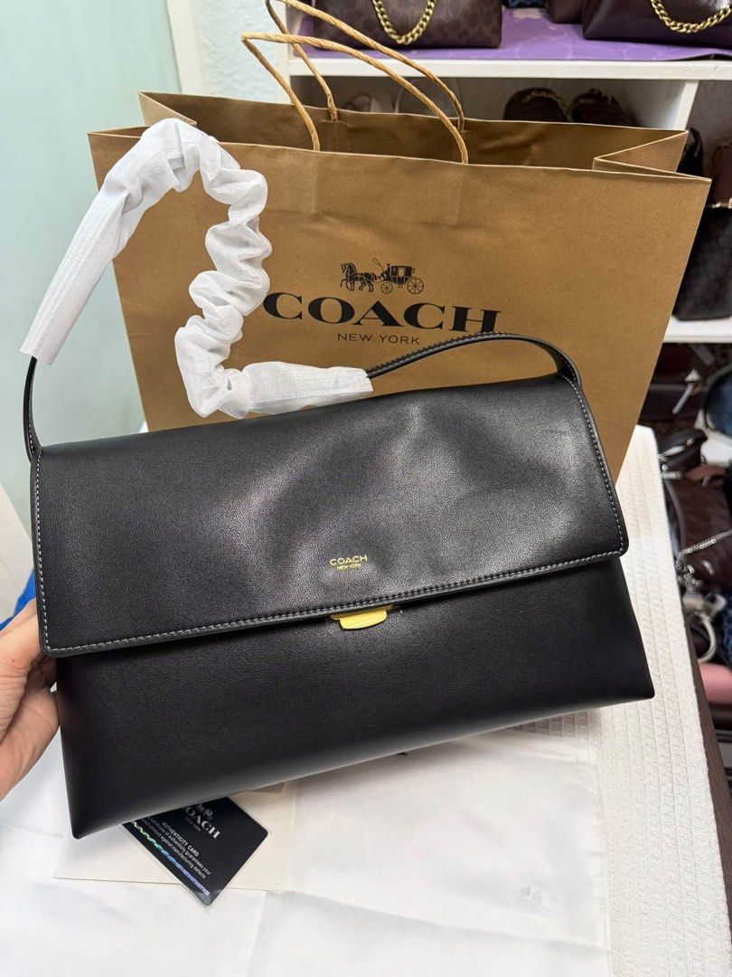 Coach Chelsea 36 (Category: Shoulder Bags) located in Binan City. Submitted by pinkykeenshop (Listing ID 1466765032, Image 2). Description: .
