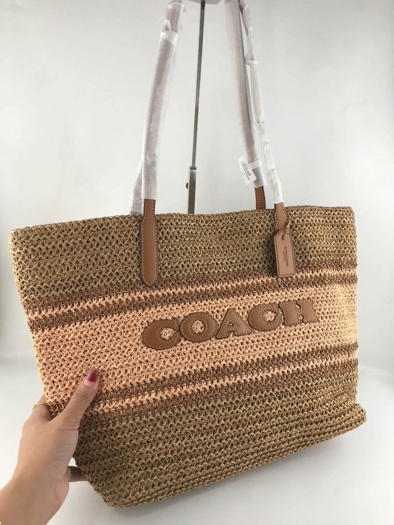 Coach City Tote Bag (Category: Tote Bags) located in Manila. Submitted by msddirectfactoryoutlet (Listing ID 1466703484, Image 3). Description: Size 18" (L) x 10" (H) x 6 1/2" (W).