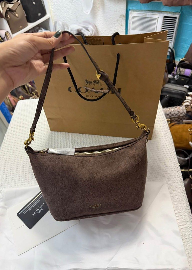 Coach Demi Shoulder Bag (Category: Shoulder Bags) located in Binan City. Submitted by pinkykeenshop (Listing ID 1466773775, Image 3). Description: .