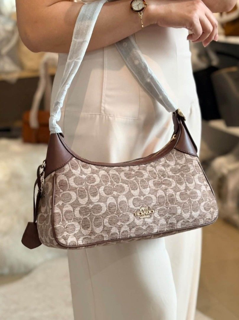 Coach Ella Small Shoulder Bag (Category: Shoulder Bags) located in Manila. Submitted by msddirectfactoryoutlet (Listing ID 1466710345, Image 1). Description: Size L: 14.0" x H: 8.25" x W: 3.25".