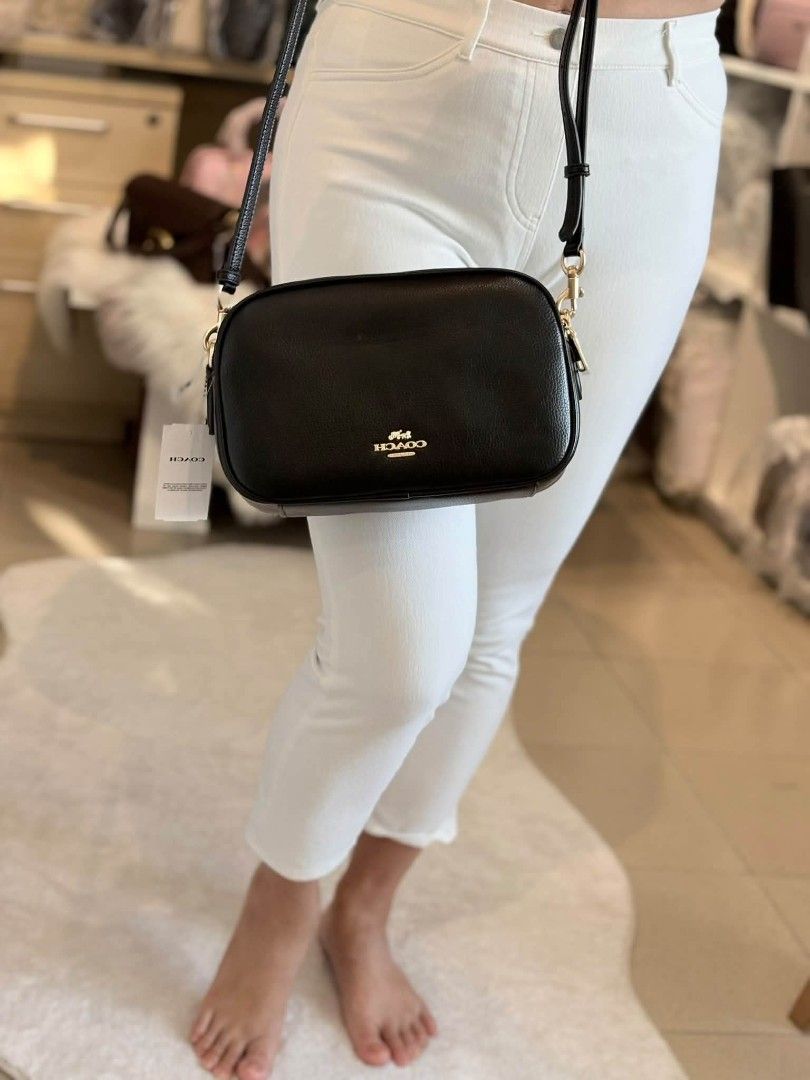 Coach Jes Crossbody Camera Bag (Category: Cross-body Bags) located in Manila. Submitted by msddirectfactoryoutlet (Listing ID 1466704734, Image 3). Description: Size 9 3/4" (L) 6 1/4" (H) x 3 1/2" (W).