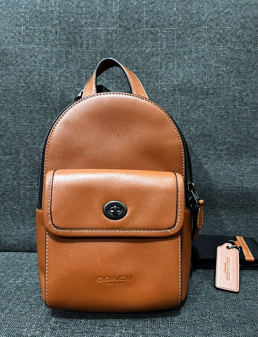 Coach Small Turnlock Sling Pack (Category: Backpacks) located in Marilao. Submitted by spladooo (Listing ID 1466564395, Image 1). Description: Coach Small Turnlock Sling Pack Price: PHP 2,500.00 Interior storypatch: C2547-CB124 RFS: padala from US Meet ups: City Mall Bocaue, SM Marilao, SM Valenzuela, SM Grand Central .