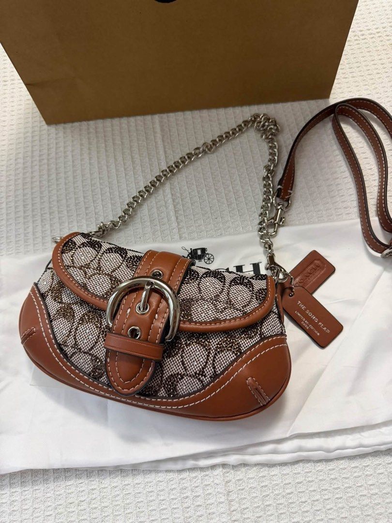 Coach Soho Crystal Flap (Category: Shoulder Bags) located in Binan City. Submitted by pinkykeenshop (Listing ID 1466773898, Image 3). Description: .