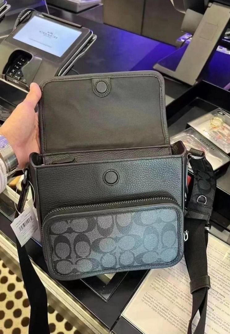 Coach Sullivan for Mens (Category: Cross-body Bags) located in Rizal. Submitted by hiraya16 (Listing ID 1466682572, Image 3). Description: Onhand ready to ship +SF LBC.
