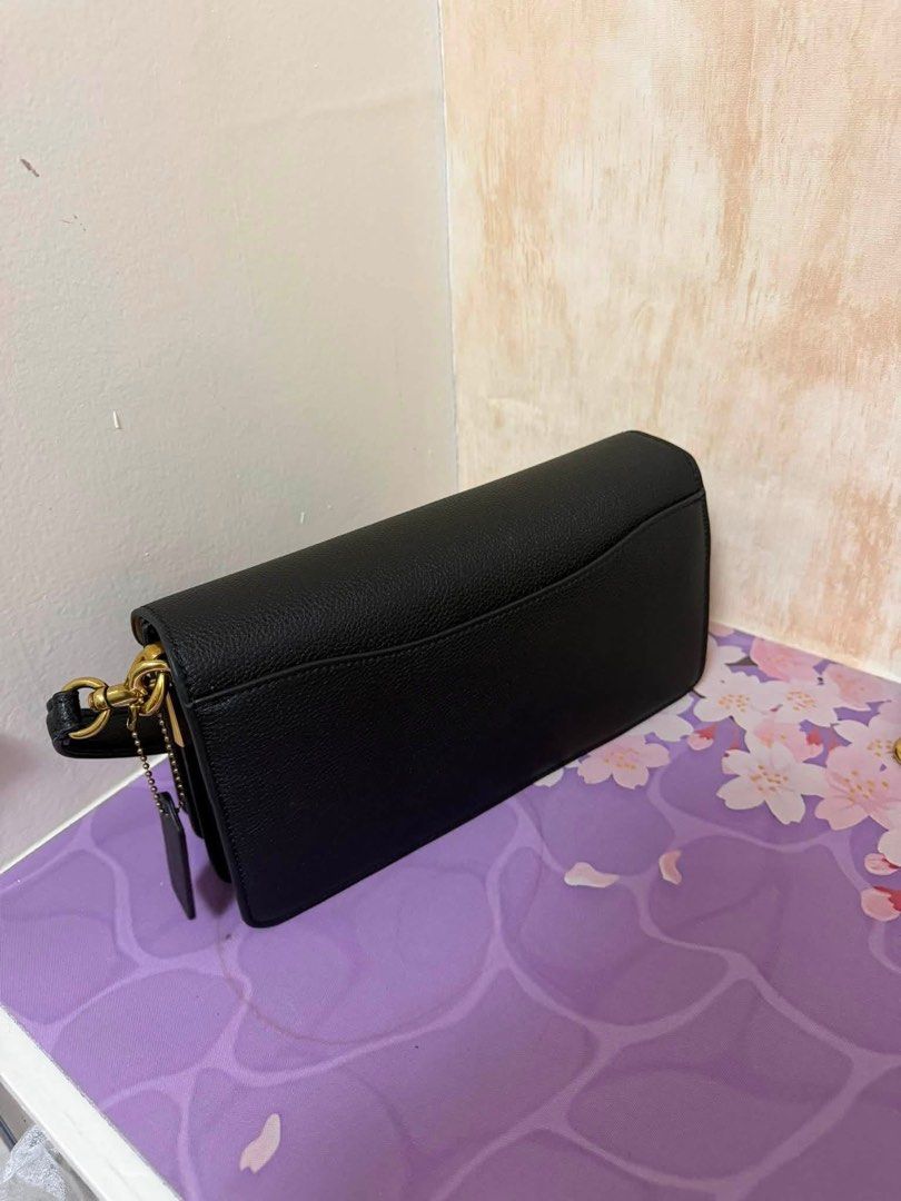 Coach Tabby 26 (Category: Shoulder Bags) located in Binan City. Submitted by pinkykeenshop (Listing ID 1466772771, Image 2). Description: .