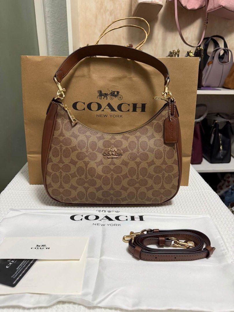 Coach Teri Hobo (Category: Shoulder Bags) located in Binan City. Submitted by pinkykeenshop (Listing ID 1466766149, Image 1). Description: .