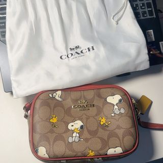 (Category: ) located in . Submitted by sell0ra_fashion (Listing ID 1466731429, Image 1). Description: .