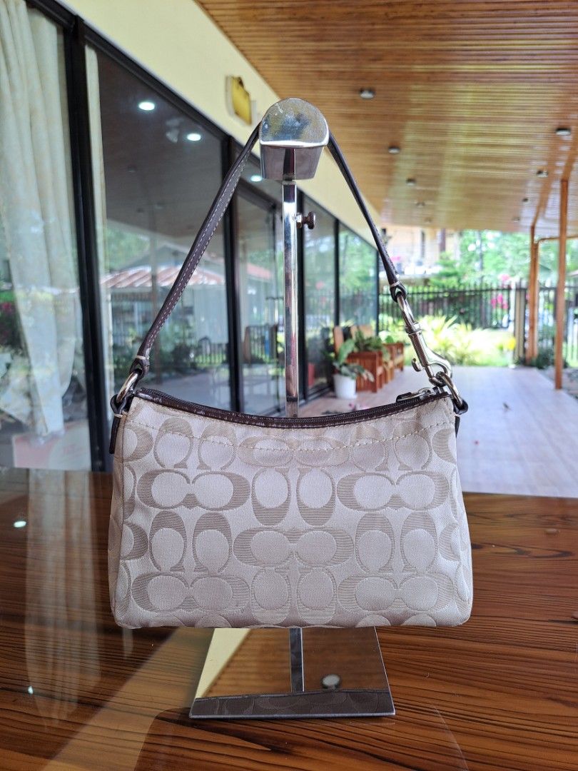 Coach Y2K Demi Small Shoulder Bag (Category: Luxury Bags & Wallets) located in Tagum. Submitted by luxestreetbags (Listing ID 1466732463, Image 3). Description: Coach Y2K ‼️🤩 ganda 🤗 Authentic/Original Coach Y2K Demi Small Shoulder in Signature Bag, Preloved Ukay ‼️‼️👜👜 Made in China Ykk zipper In very good condition 😻😻 🥰Please zoom in and zoom out to appreciate and to know the actual condition of the item. Legit online seller since 2016 w
