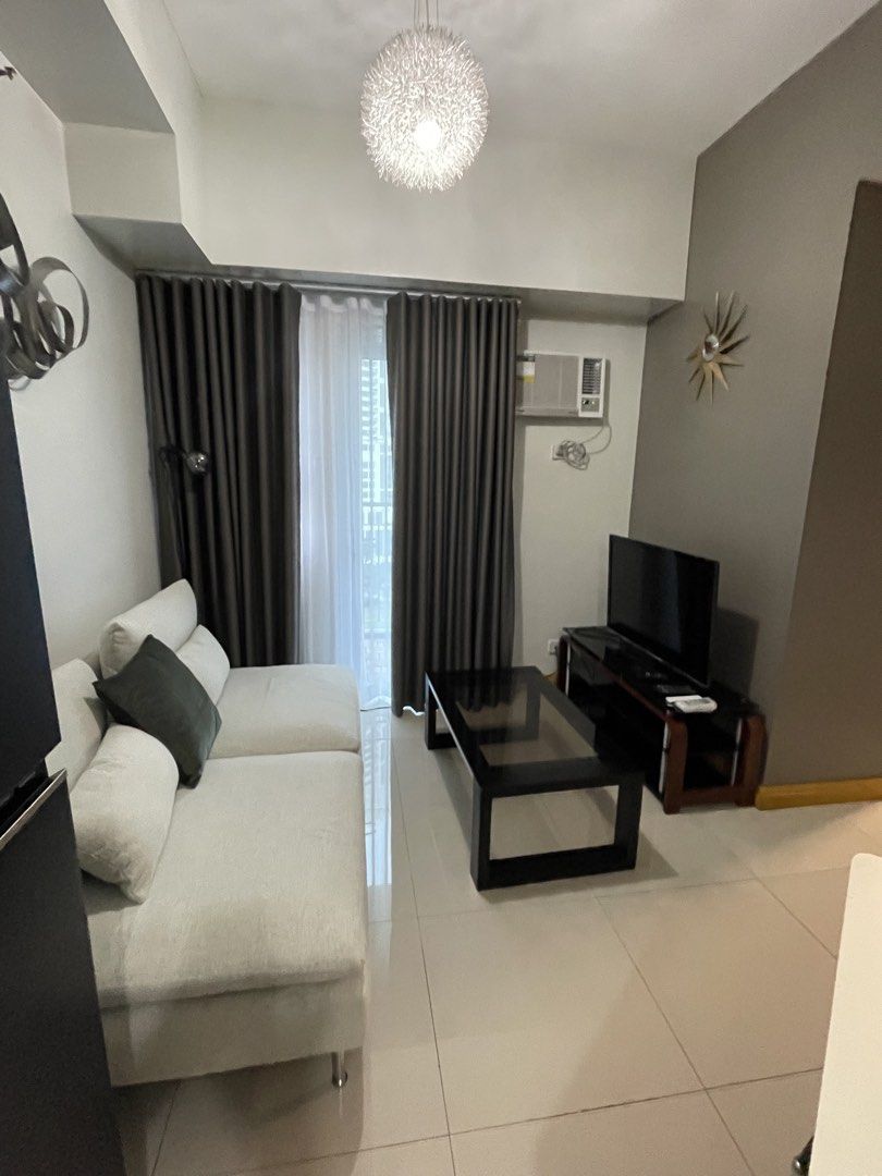 Condo Unit BGC for Rent (Category: Apartments & Condos) located in Caloocan City. Submitted by nino_quintos-45489 (Listing ID 1466721656, Image 2). Description: For RENT : TRION Towers BGC, Tower 1, 1-BR with Balcony (facing McKinley) 43 sq mts Full-Furnished elegant interior 2 Flat TV – 1 living room and 1 in bedroom, brand new refrigerator, microwave, dining table and wide sofa. Tabletop conduction cooker and No Washing Machine ☑️ Walking dista
