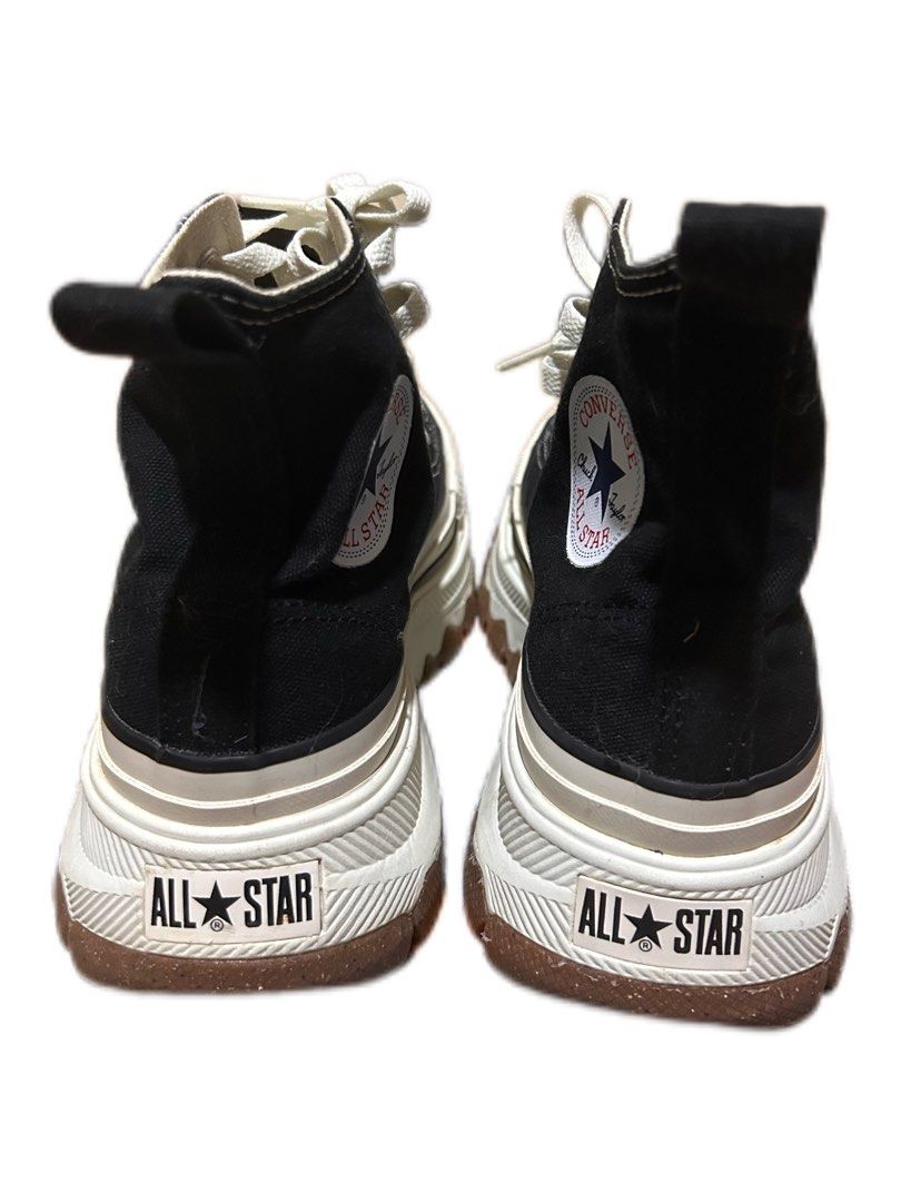 CONVERSE ALL STAR Ⓡ TREKWAVE HI (Category: Sneakers) located in Santa Cruz. Submitted by eytspreloved (Listing ID 1466655053, Image 2). Description: This is a sole-modified model of the ALL STAR® (All Star R) , the next-generation All Star model incorporating the three elements of “REACT,” “RECYCLE,” and “REFINE.” The design combines a voluminous outsole with a trekking shoe motif. It features a cushioned EVA midsole, an improved slip-resistant o