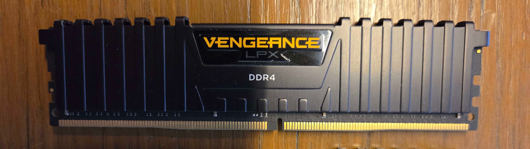 （分類：）位於 。 由 vortx 提交（商品編號 1466564456，圖片 1）。簡介： 。