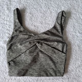 (Category: ) located in . Submitted by petiteprettyboutiquev2 (Listing ID 1466613035, Image 1). Description: .