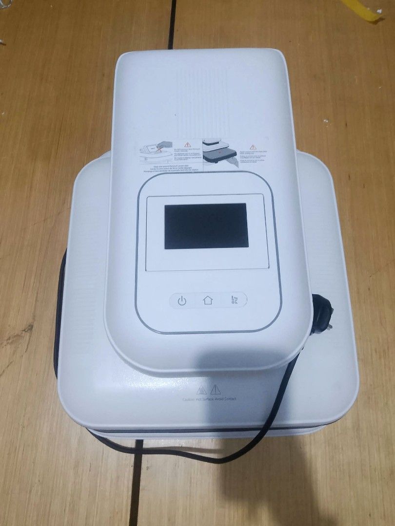 Cricut EasyPress Heat Press Machine (Category: Printers, Scanners & Copiers) located in Quezon City. Submitted by superheromickey (Listing ID 1466774012, Image 1). Description: FOR SALE LIKLOK AUTO HEAT PRESS MACHINE! THREE TIMES LANG NAGAMIT NO ISSUES. GAGAMITIN NALANG..