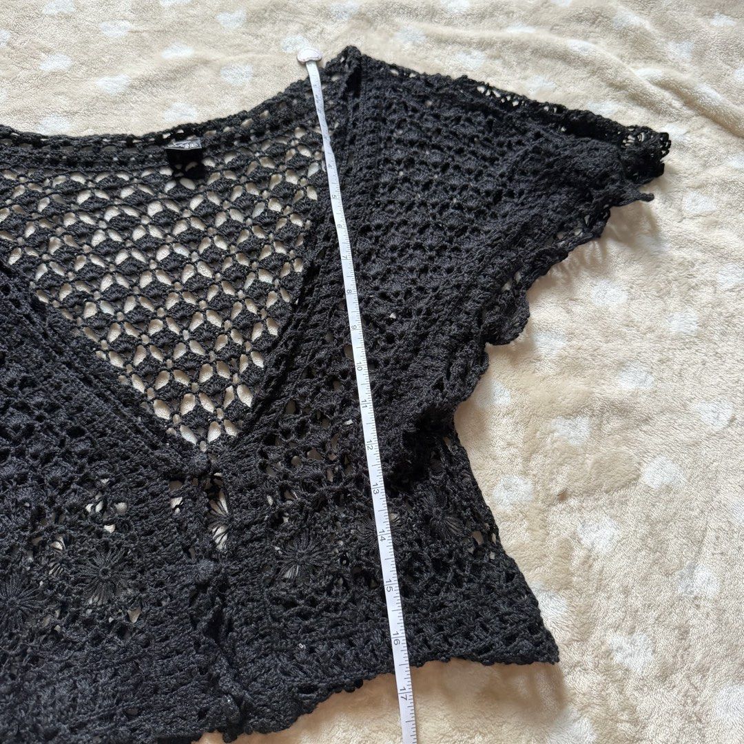 Crochet cute top (Category: Others Tops) located in Manila. Submitted by shefindshope (Listing ID 1466627673, Image 2). Description: .