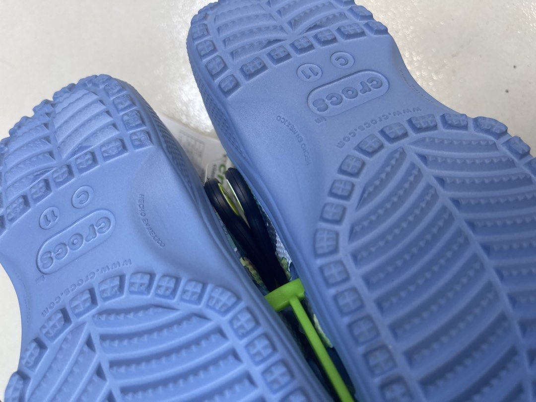 Crocs bluey c11 (Category: Announcements) located in Manila. Submitted by handpickedcloths (Listing ID 1466568592, Image 3). Description: .