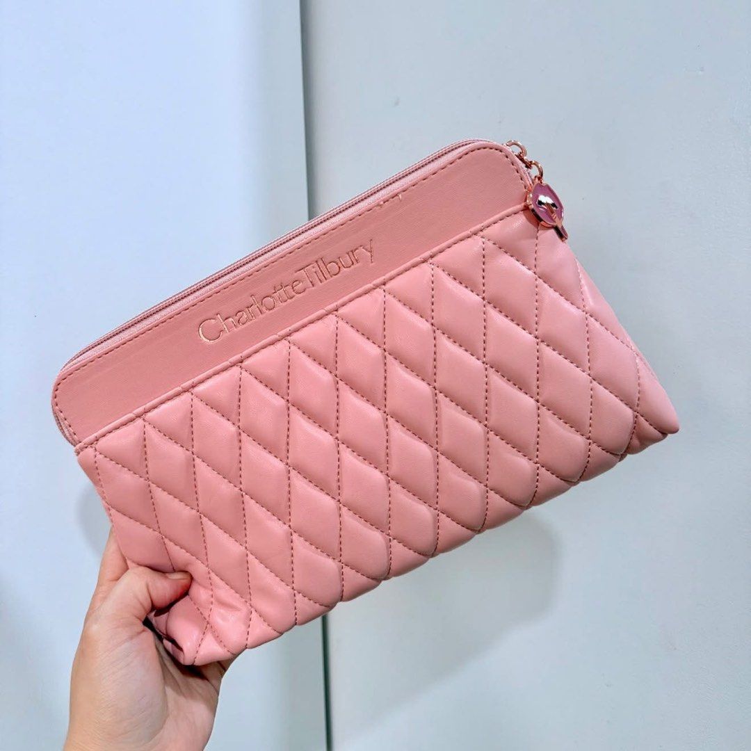CT pink pouch with key chain (Category: Everything Else Others) located in Pasay City. Submitted by rawzaleen (Listing ID 1466768411, Image 1). Description: CT pink pouch with key chain Php 1500.