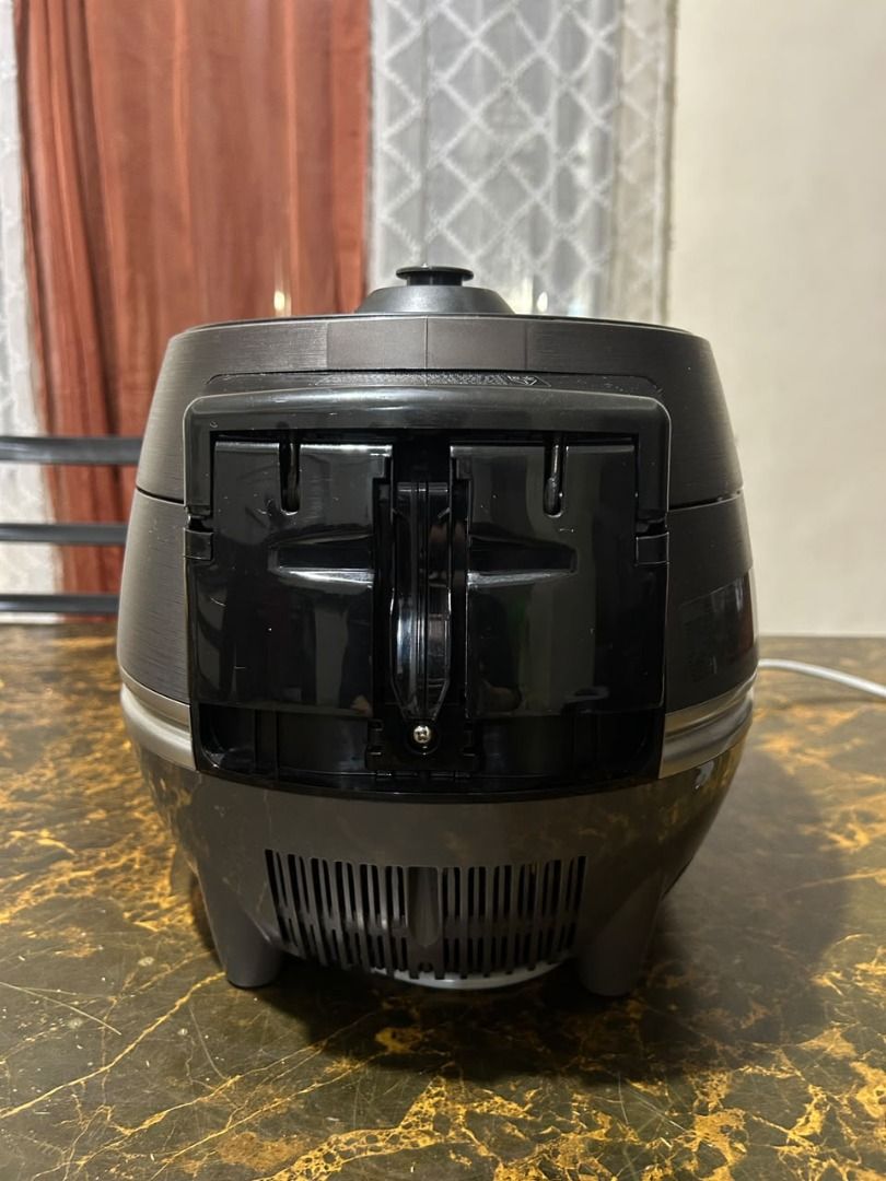 Cuckoo Smart IH pressure rice cooker . (Category: Cookers) located in Taguig. Submitted by lhadychinitah (Listing ID 1466713838, Image 2). Description: .