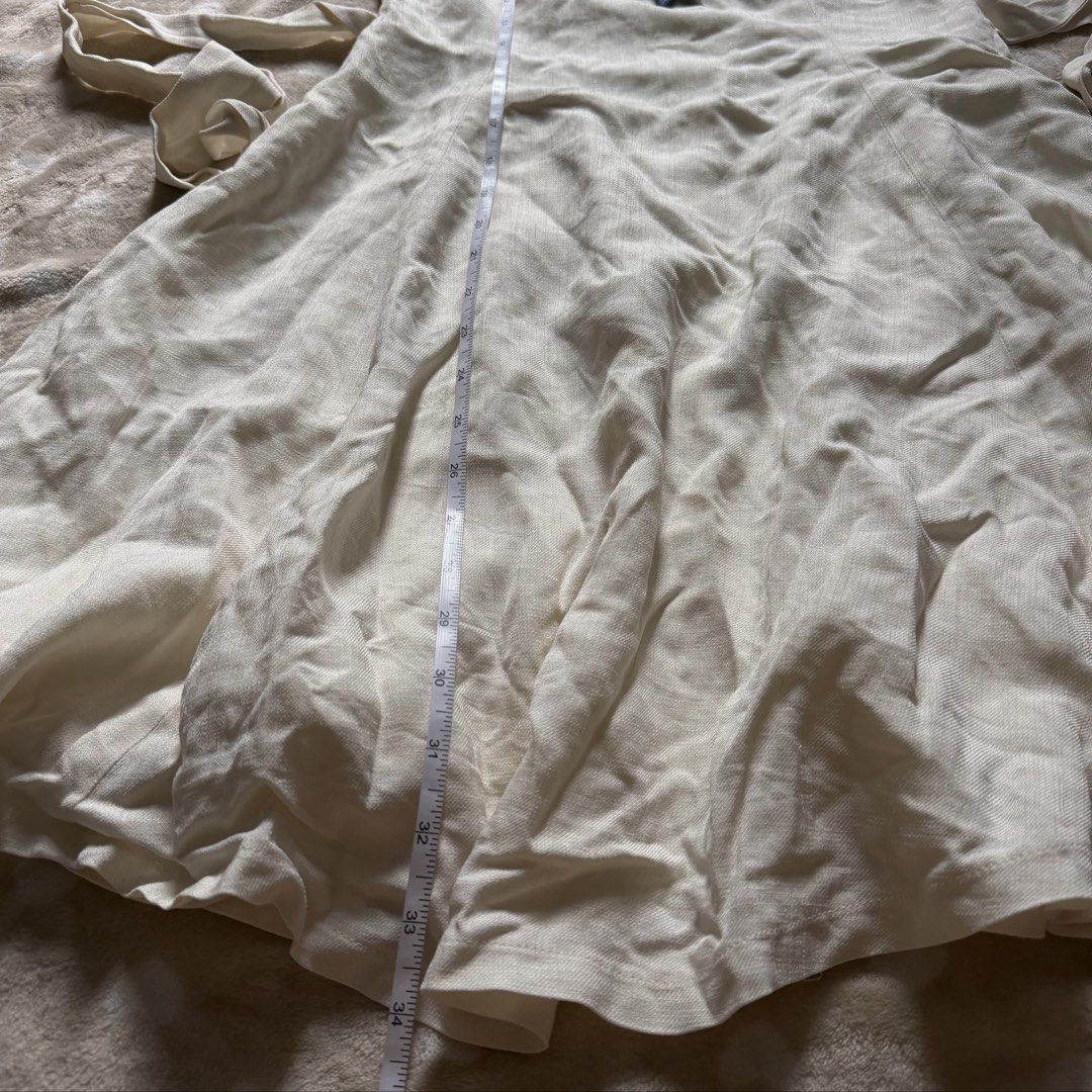 Cute Dress (Category: Dresses) located in Manila. Submitted by shefindshope (Listing ID 1466632947, Image 2). Description: Can fit to small.