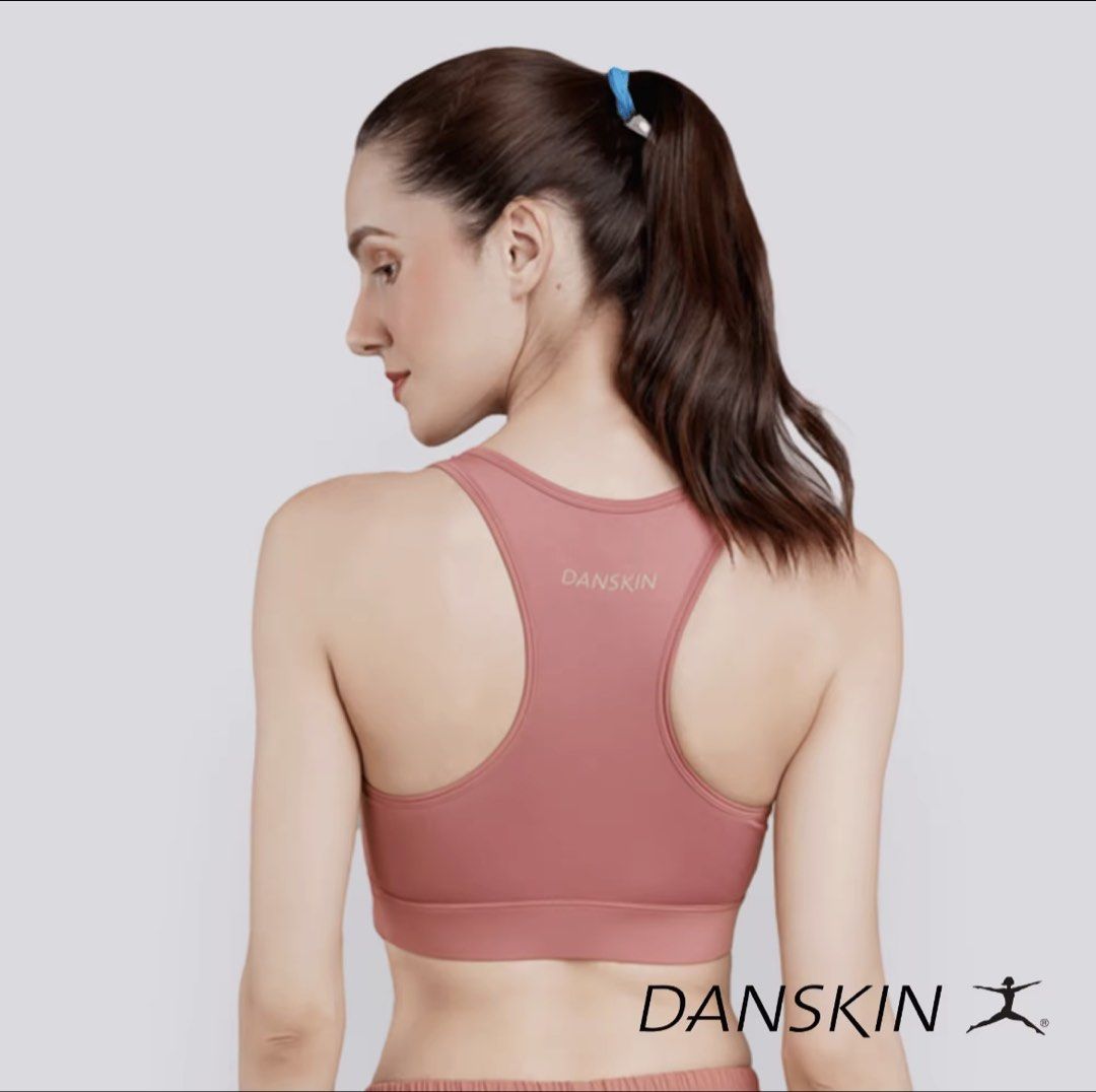 Danskin sports bra (Category: Activewear) located in Paranaque City. Submitted by meow_1222 (Listing ID 1466711438, Image 2). Description: Rust color, size S. Bought last month online, fitted but I find it masikip. Note that the tag has been removed since I already handwashed it. .