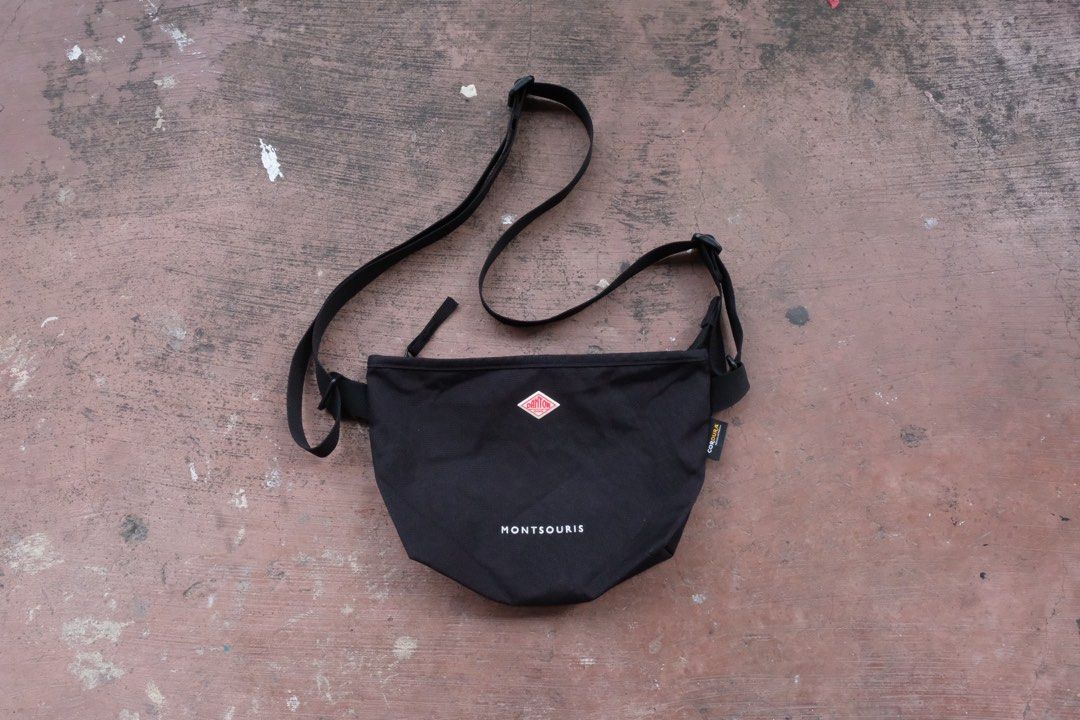 danton sling (Category: Sling Bags) located in Cainta. Submitted by plus.eighty.one (Listing ID 1466769705, Image 1). Description: danton montsouris sling 9.5 x 7.5 condition : 9/10 almost new P 950 + sf.