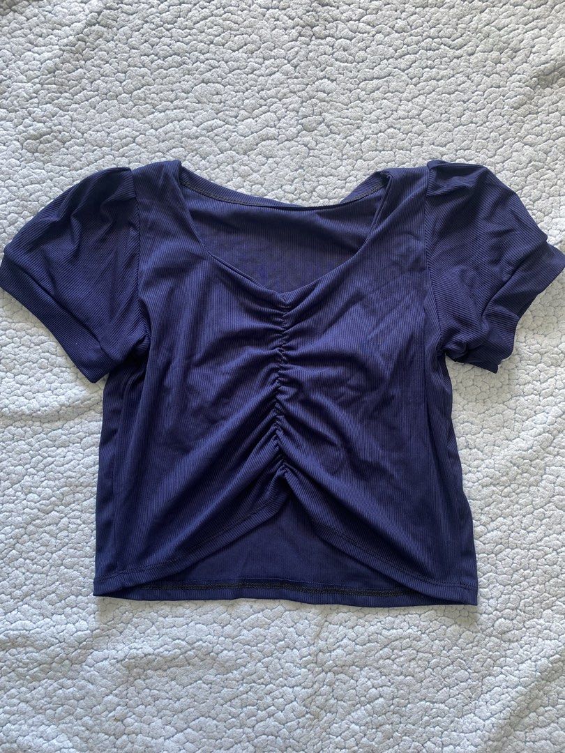 Dark blue crop top (Category: Others Tops) located in Manila. Submitted by leola_ (Listing ID 1466724000, Image 1). Description: Free if you purchase 2 from my listing (Chat if want to avail after 2 purchase).