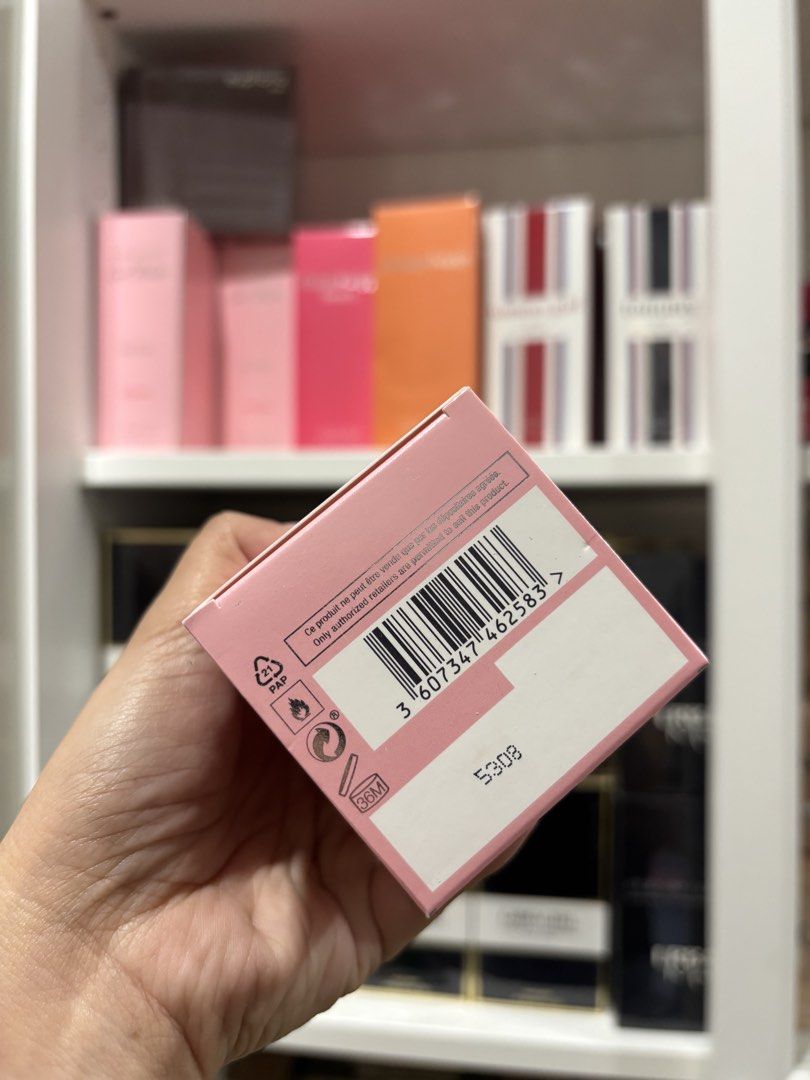 Davidoff Cool Water Sea Rose (Category: Fragrance & Deodorants) located in Pasay City. Submitted by rawzaleen (Listing ID 1466768663, Image 2). Description: Davidoff Cool Water Sea Rose Php 2950.