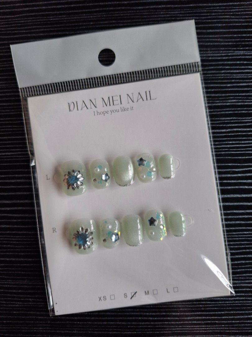 DECLUTTERING 🎀 | ALL SMALL SIZE ONLY (Category: Hands & Nails) located in Cavite. Submitted by affordiethrifty (Listing ID 1466672698, Image 2). Description: ♡ 60 pesos each only 🫶🏻 ♡ If 50 pcs and above can give 50 each nalang po. ♡ All brandnew ♡ Free jelly tabs & tool kit per set ♡ All small size ♡ I have 150 pcs more here to declutter pm if interested 🩷.