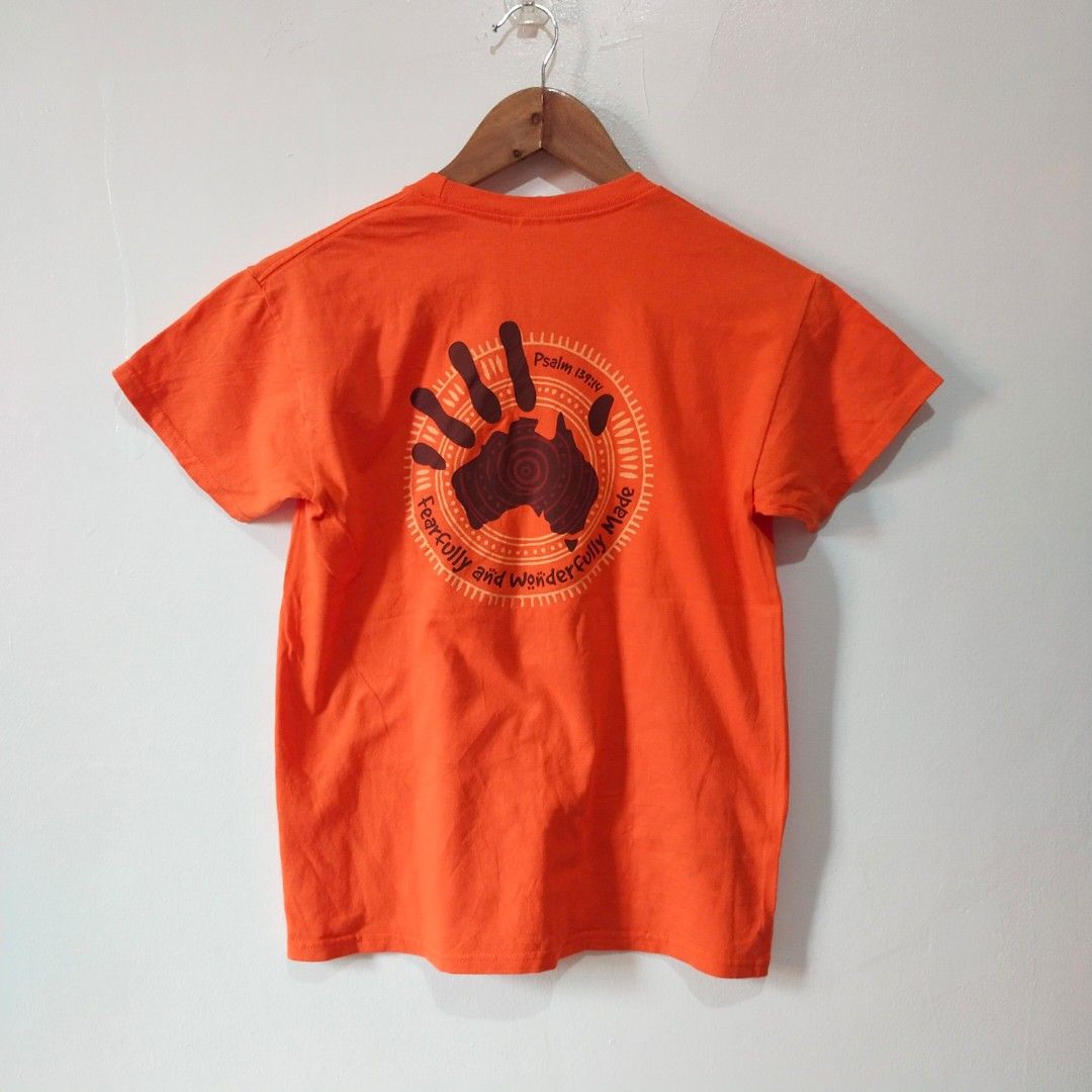 (Delta) orange printed shirt (Category: Babies & Kids Fashion) located in Subic. Submitted by mustardt_ (Listing ID 1466577690, Image 2). Description: size: (large) 17.5in x 23in code: c803.