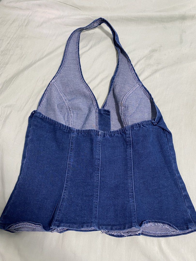 Denim Halter Top (Category: Sleeveless) located in Las Pinas. Submitted by ma.andrealopez37 (Listing ID 1466611044, Image 2). Description: REALLY CUTE! Very Stylish and Versatile can be dressed up and down .