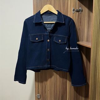 (Kategori: ) berada di . Dikirim oleh by_lamelo (ID iklan 1466690155, Gambar 1). Deskripsi: .