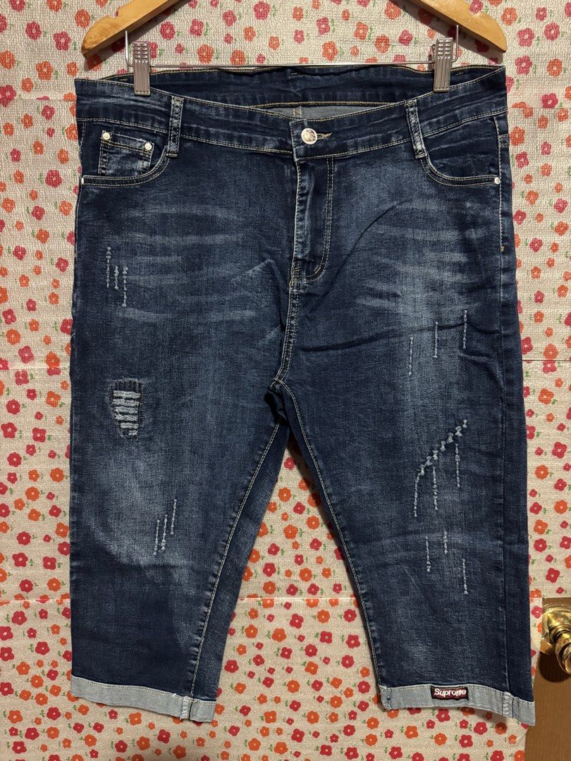 Denim Tokong (Category: Jeans) located in Bacoor. Submitted by teneleven_apparel (Listing ID 1466651998, Image 1). Description: Measurement ( based on measuretape): 34-36x28L Condition: Excellent Shipping via J&T or Lalamove.