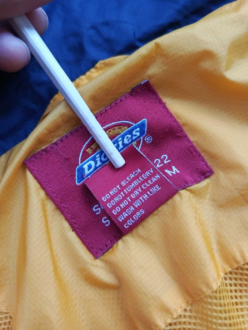 Dickies Color-Block Raglan Windbreaker Jacket. (Category: Coats, Jackets and Outerwear) located in Cebu City. Submitted by thrift_threads101 (Listing ID 1466609037, Image 3). Description: Dickies Color-Block Raglan Windbreaker Jacket. Very Good Condition No Major Flaws.