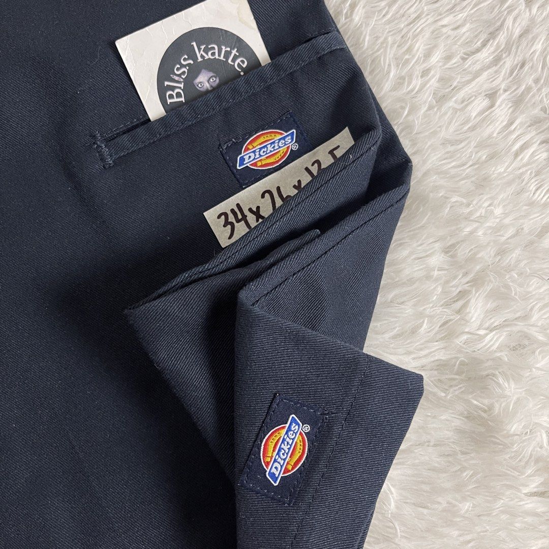 Dickies Loose Fit Double Patch (NAVY BLUE) (Category: Shorts) located in Taguig. Submitted by _blisskarte_ (Listing ID 1466611446, Image 3). Description: Price: ₱900 Dickies Loose Fit Double Patch (NAVY BLUE) • width: 34 • length: 26 • leghole: 13.5 📍Guadalupe Cembo, Taguig 🚚Via J&T / Lalamove / Meet-up.