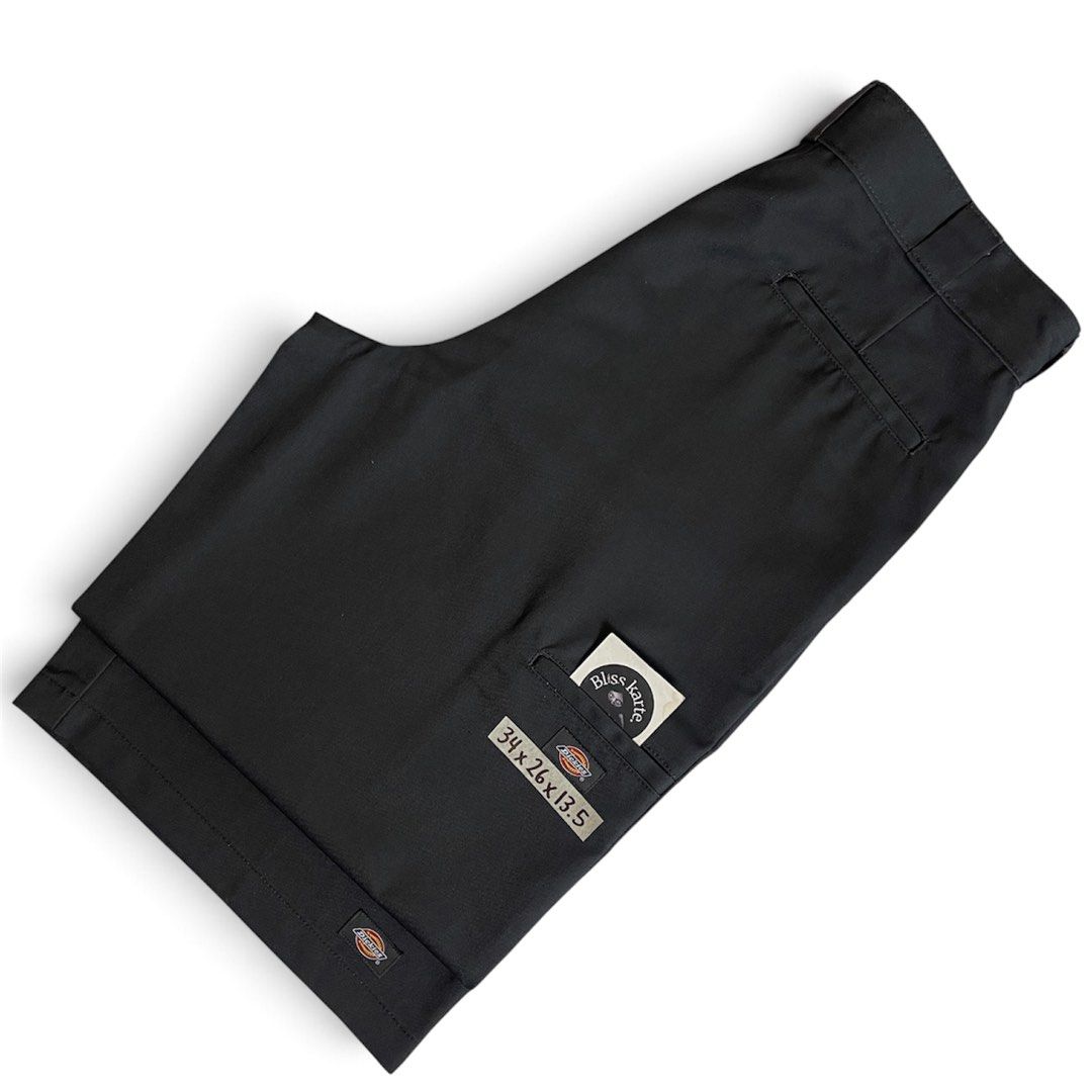 Dickies Loose Fit Double Patch (CHARCOAL GRAY) (Category: Shorts) located in Taguig. Submitted by _blisskarte_ (Listing ID 1466612190, Image 1). Description: Price: ₱1,600 Dickies Loose Fit Double Patch (CHARCOAL GRAY) • width: 34 • length: 26 • leghole: 13.5 📍Guadalupe Cembo, Taguig 🚚Via J&T / Lalamove / Meet-up.