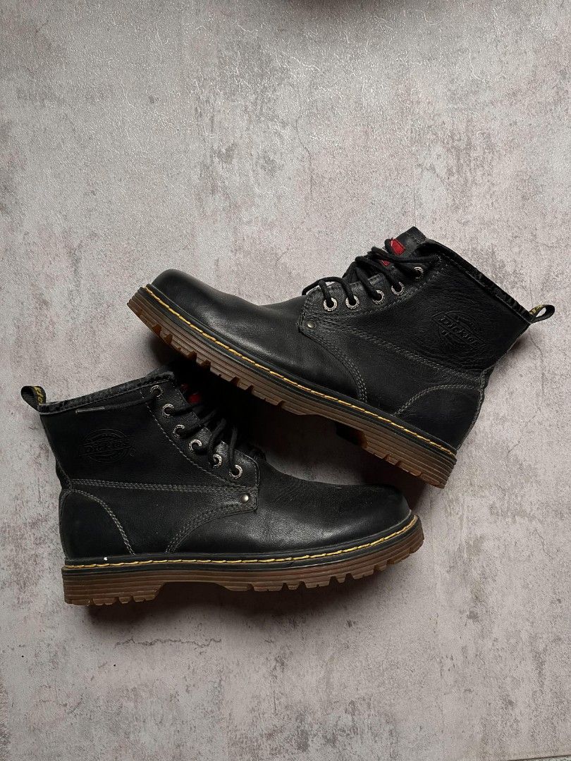 Dickies Martin Boots (Category: Boots) located in Manila. Submitted by _thrift_time (Listing ID 1466622153, Image 1). Description: Thrifted Excellent condition Quality color rate No issue.