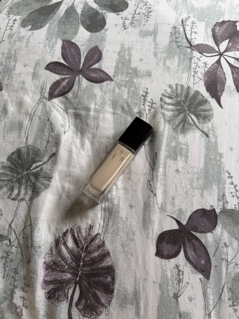 Dior Concealer (Category: Makeup) located in Imus. Submitted by diana2999 (Listing ID 1466618648, Image 2). Description: Shade: 00 95% product remaining .